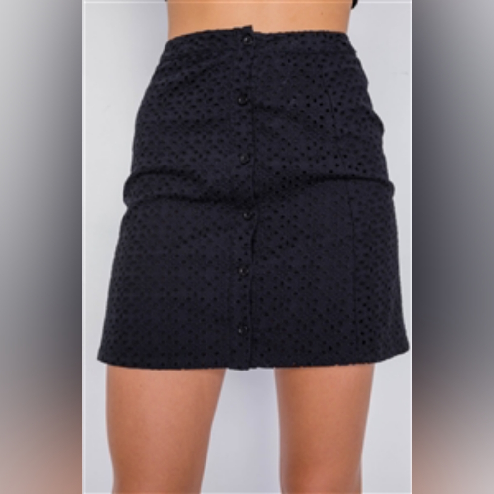 EYELET RUFFLE CROP TOP AND SKIRT SET Spring/Summer - Picture 3 of 4